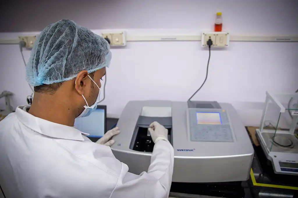 Laboratories Gallery 25